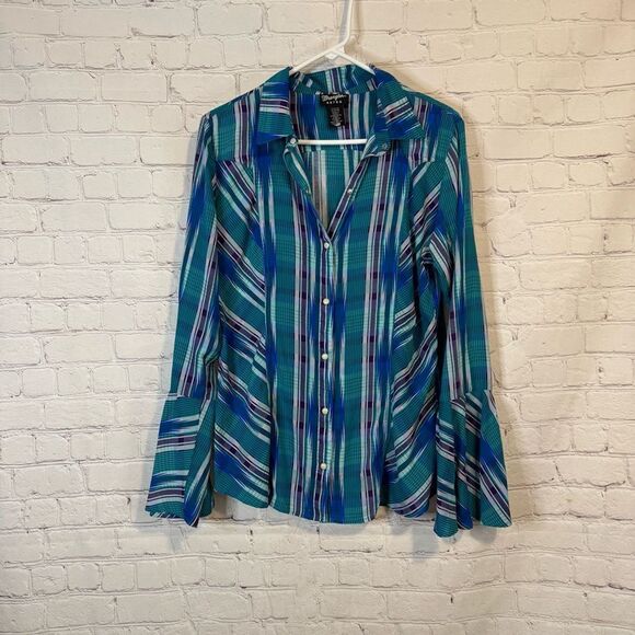 Wrangler Blue and Green Bell Sleeve Button Down Shirt - Picture 1 of 9